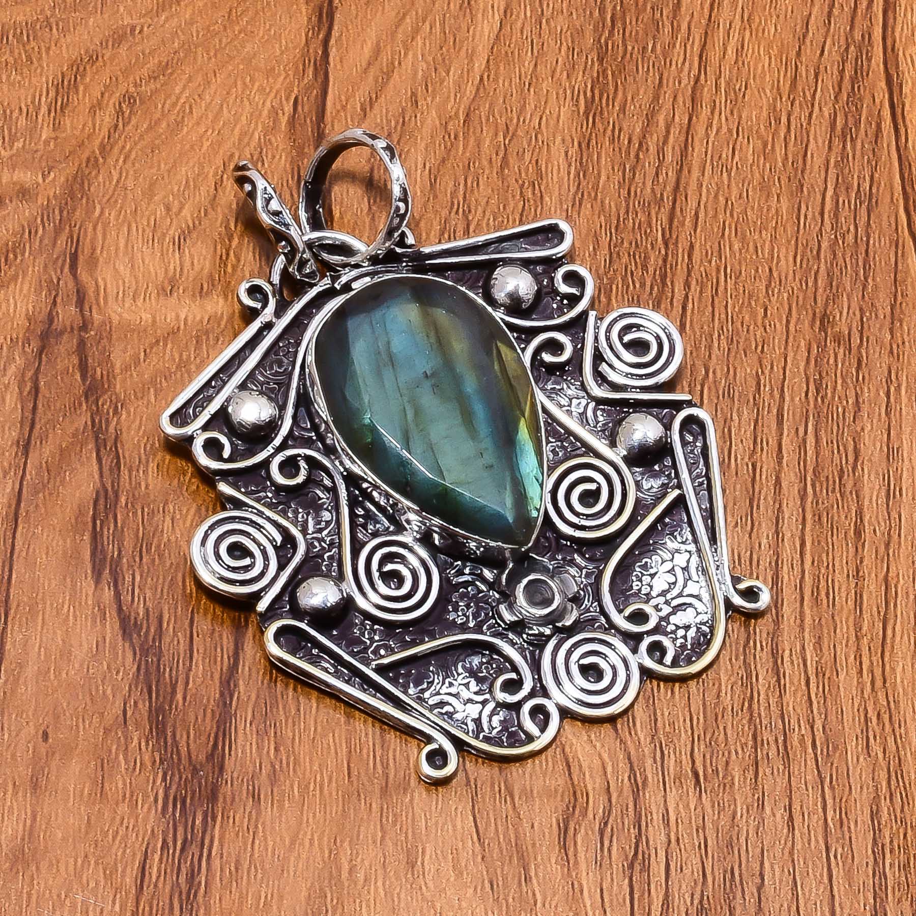 Large Blue Labradorite Gemstone 925 Sterling Silver Handmade Pendant by Nakshmart