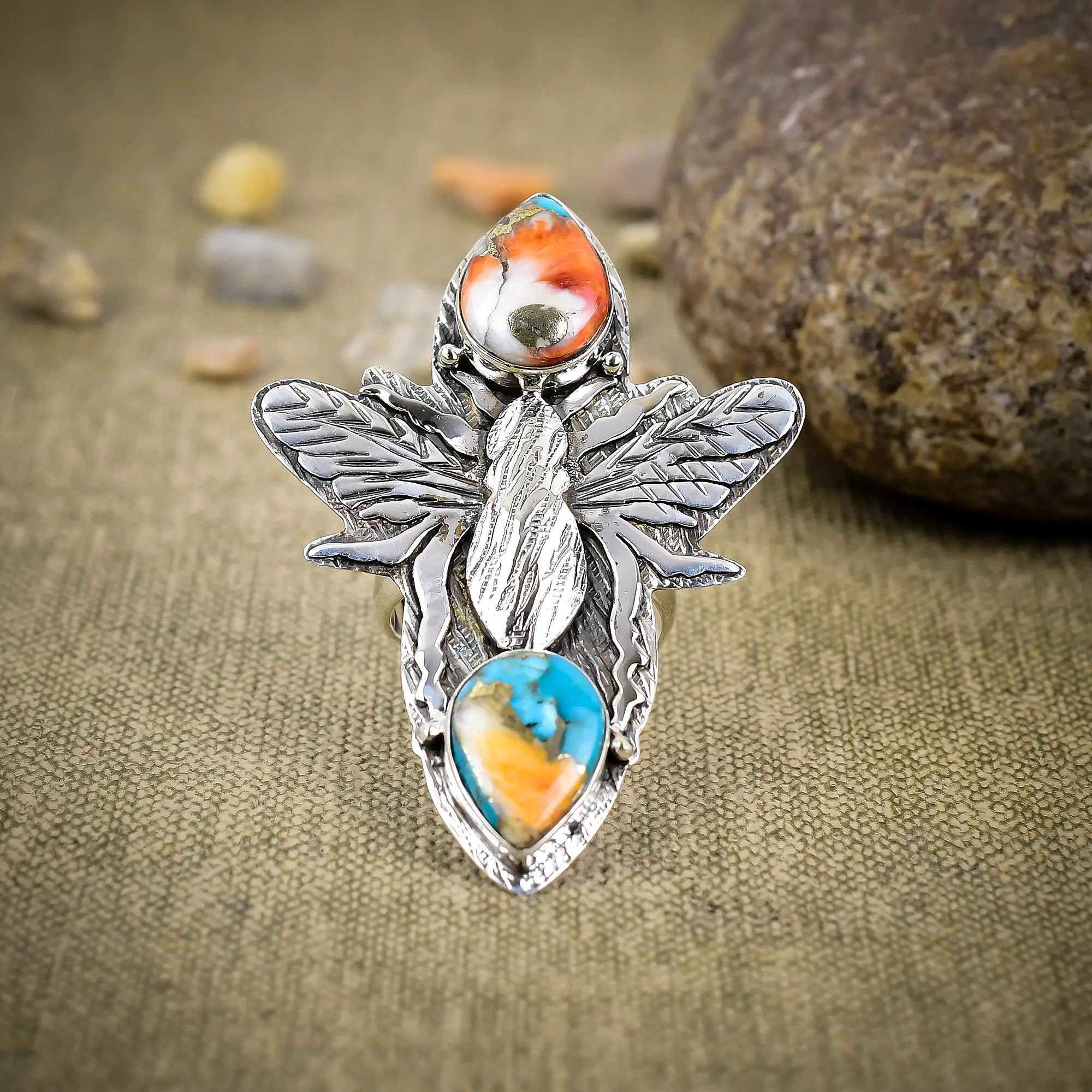 Spiny Oyster Turquoise Ring