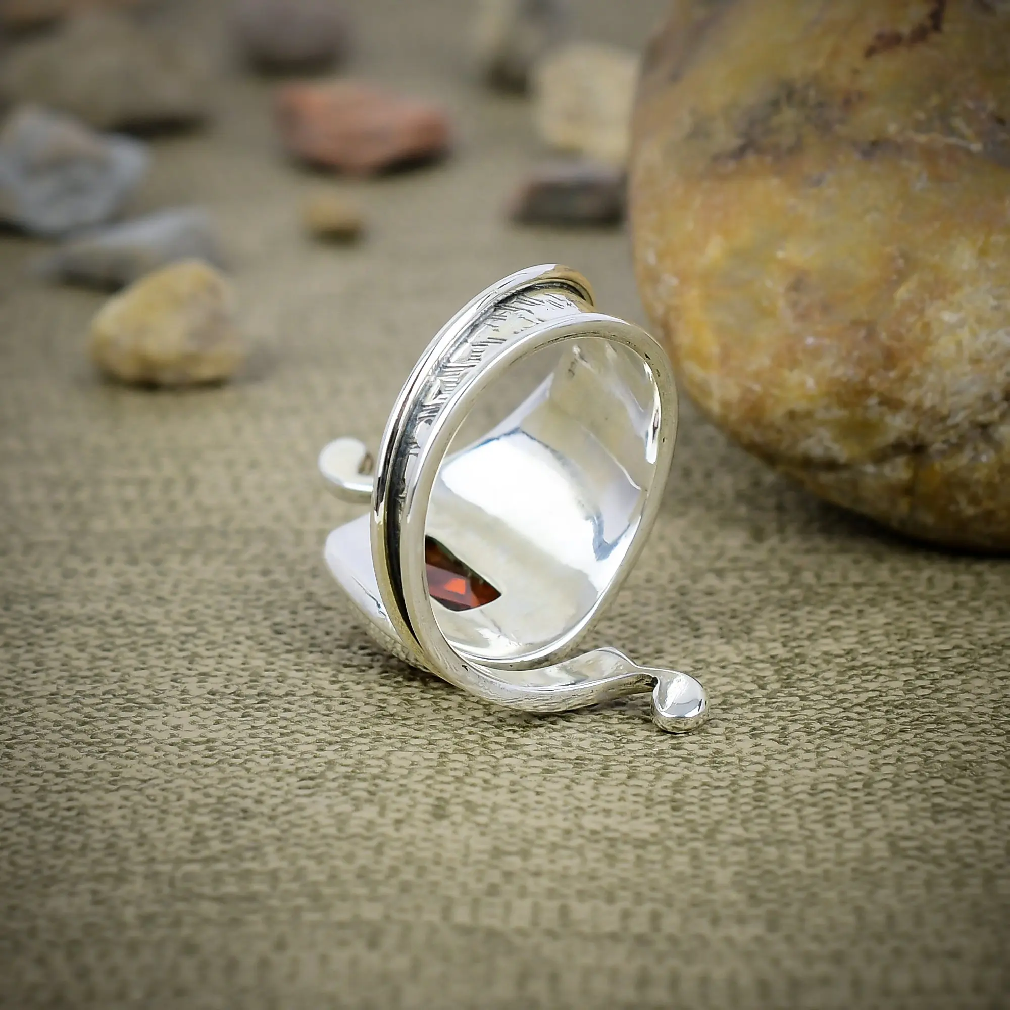 Nakshmart 925 Sterling Silver Natural Garnet Bezel Statement Ring