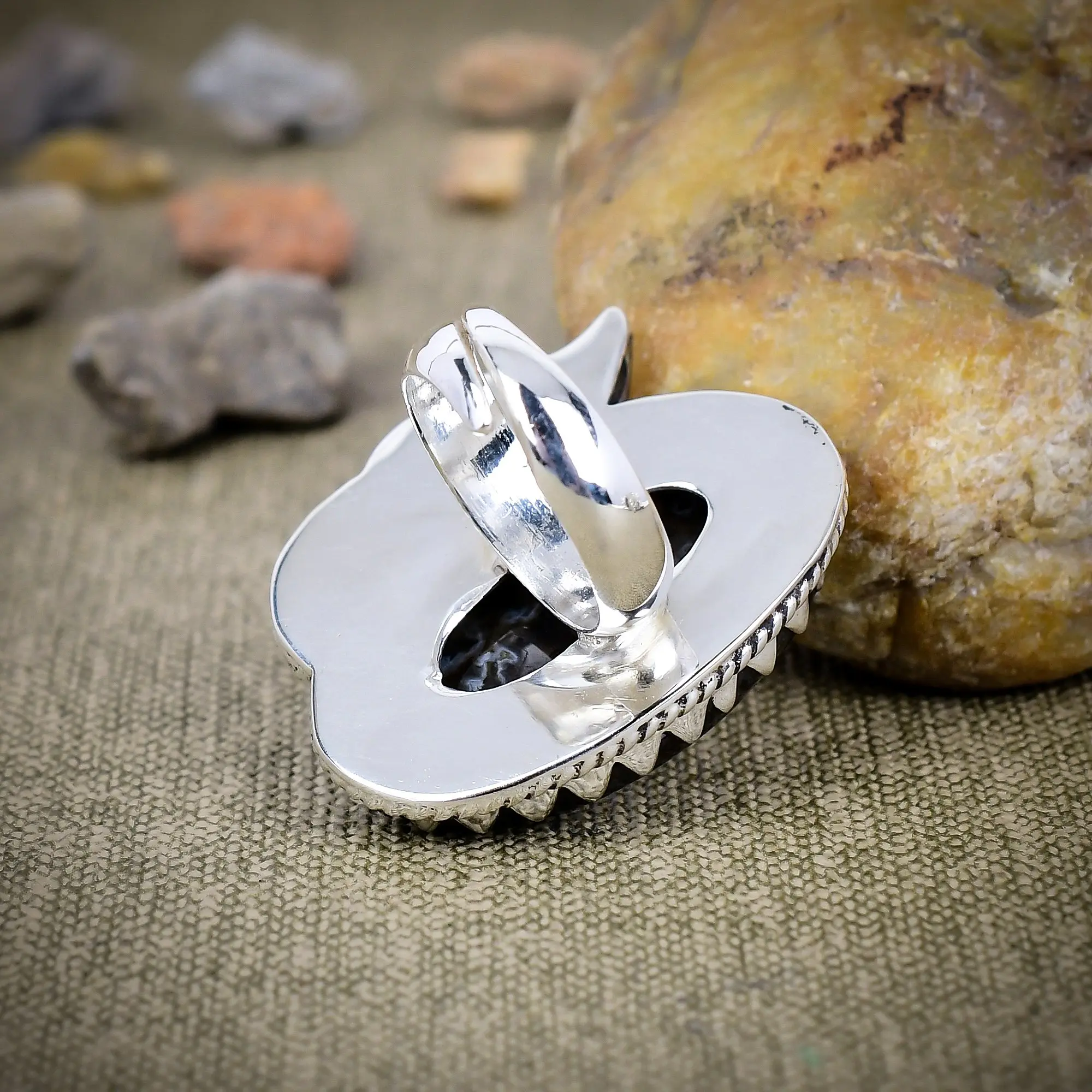 Tube Agate Ring
