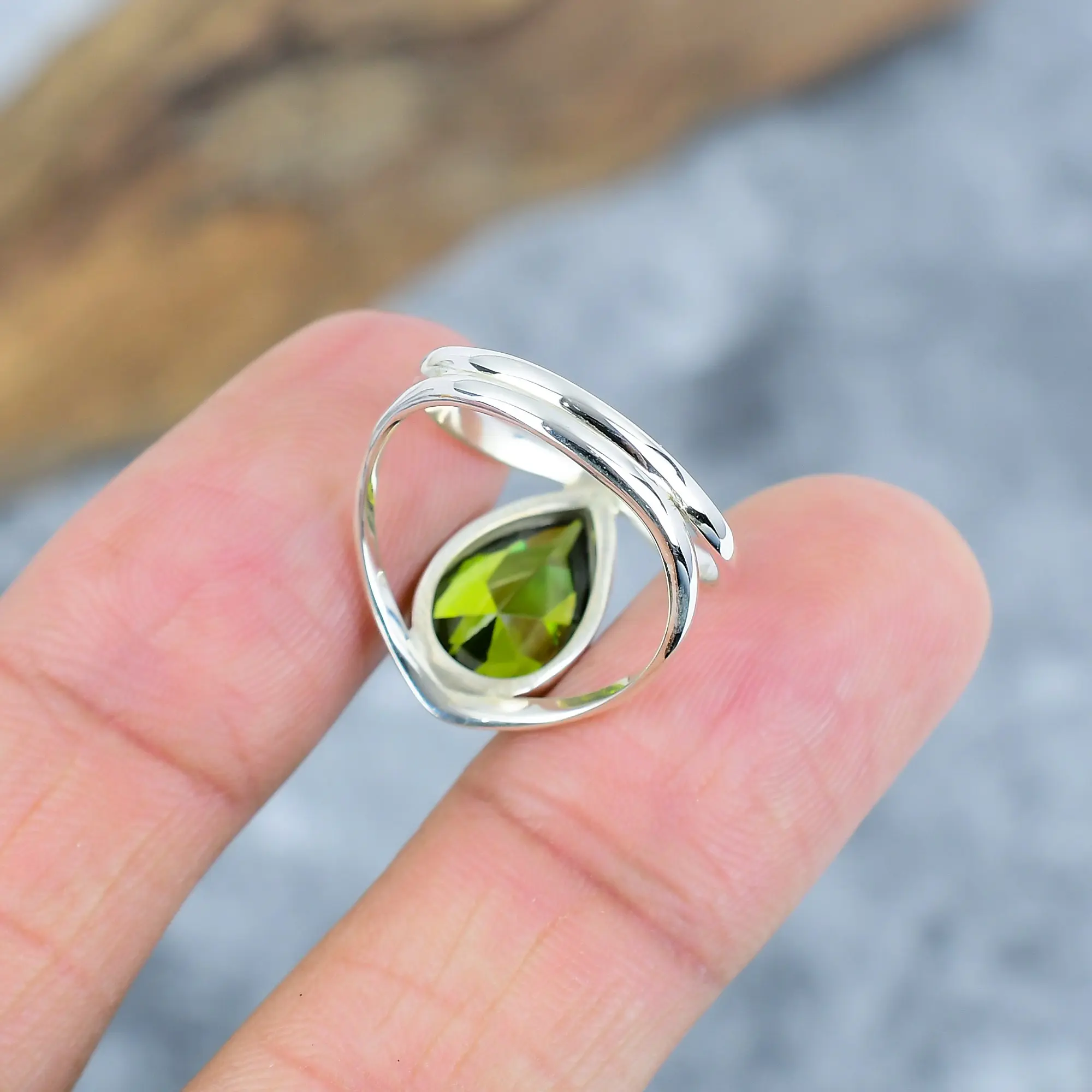 Nakshmart 925 Sterling Silver Peridot Bezel Statement Ring