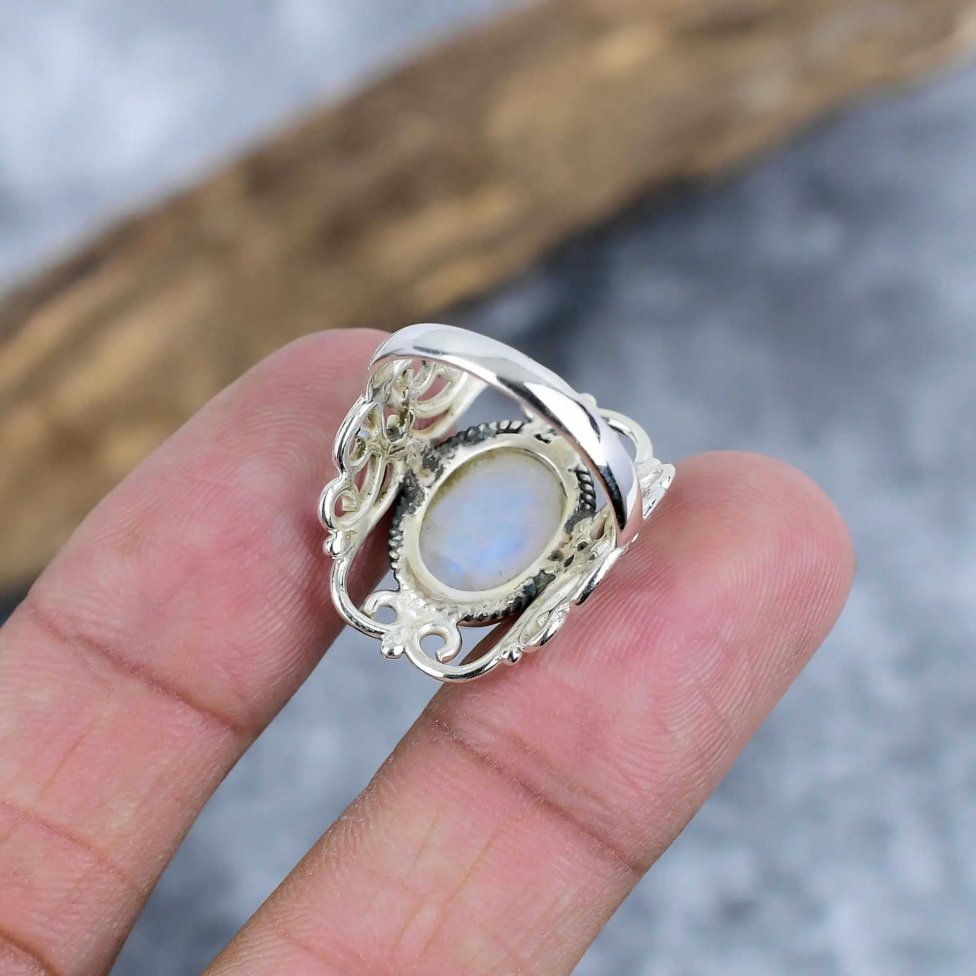 Nakshmart Natural Rainbow Moonstone 925 Sterling Silver Statement Ring