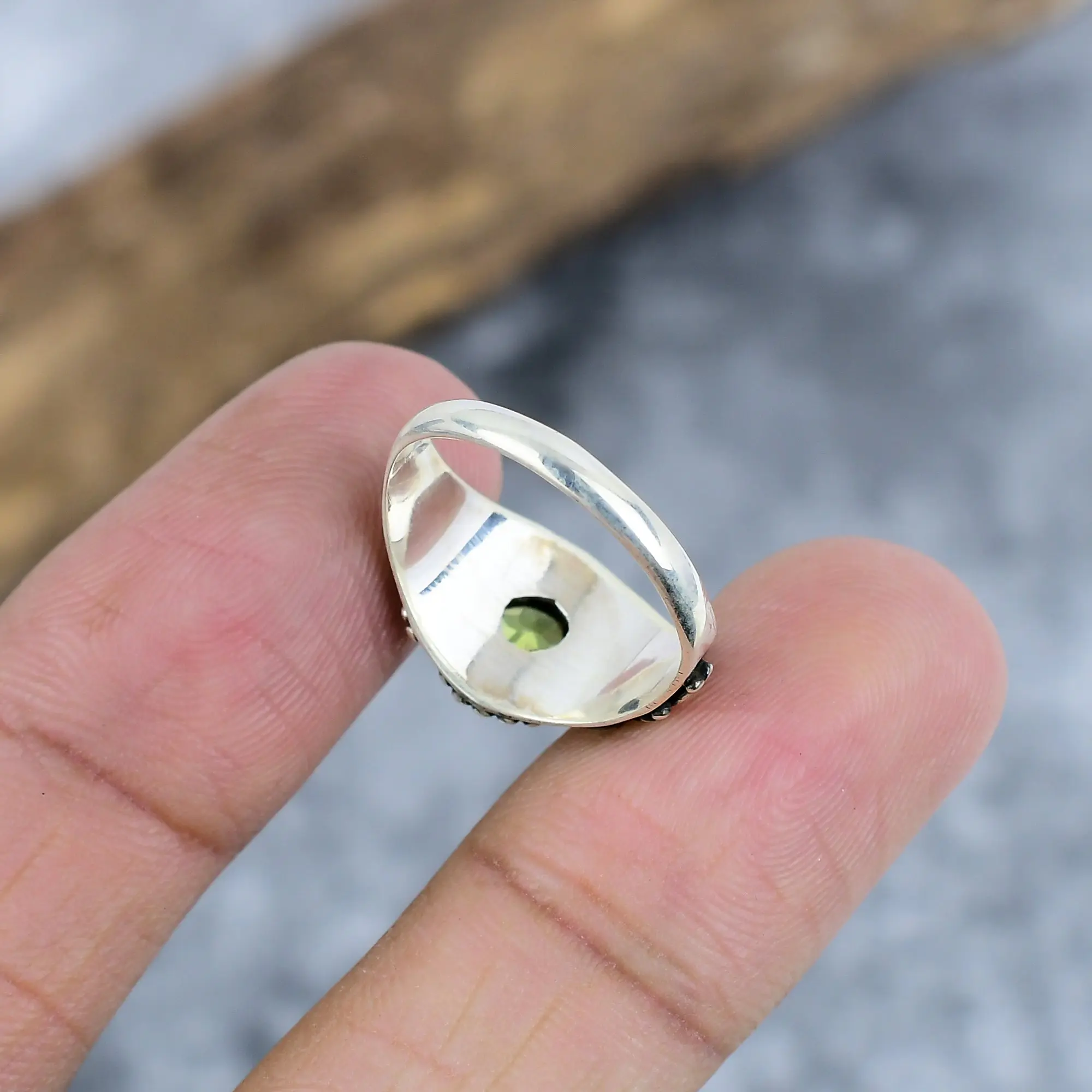 Nakshmart Natural Peridot 925 Sterling Silver Bezel Statement Ring