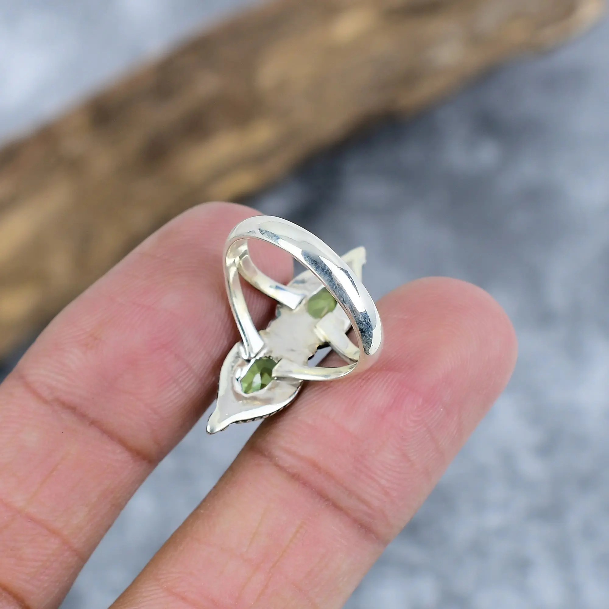 Nakshmart Natural Peridot 925 Sterling Silver Bezel Statement Ring