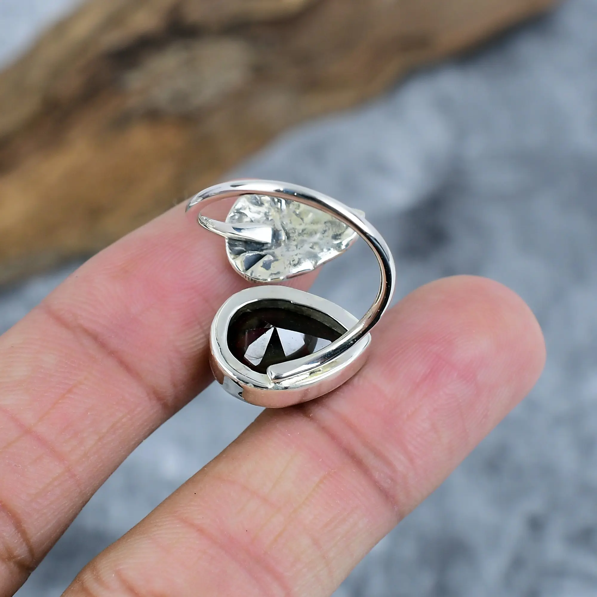 Nakshmart 925 Sterling Silver Black Onyx Statement Bezel Ring