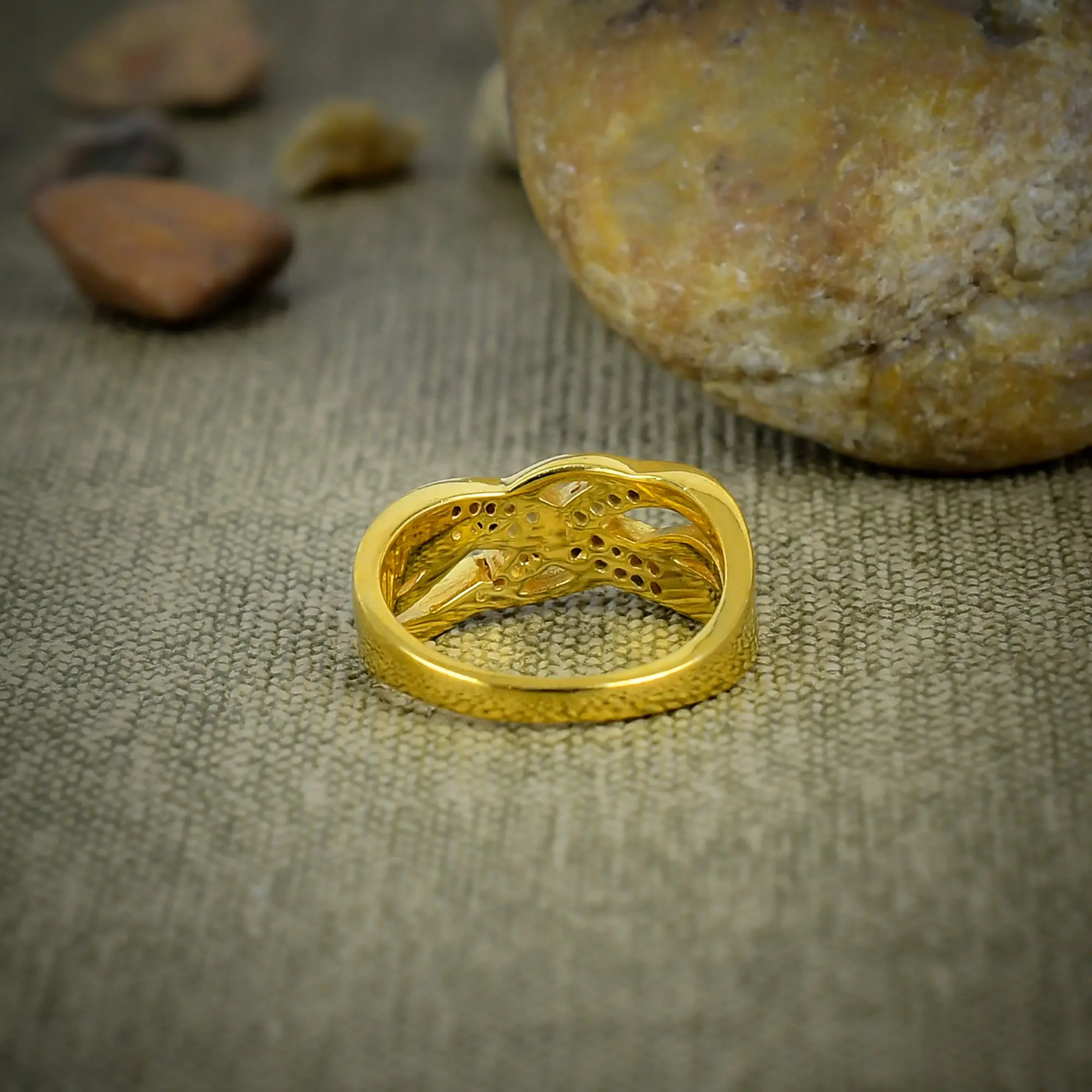White Zirconia Ring