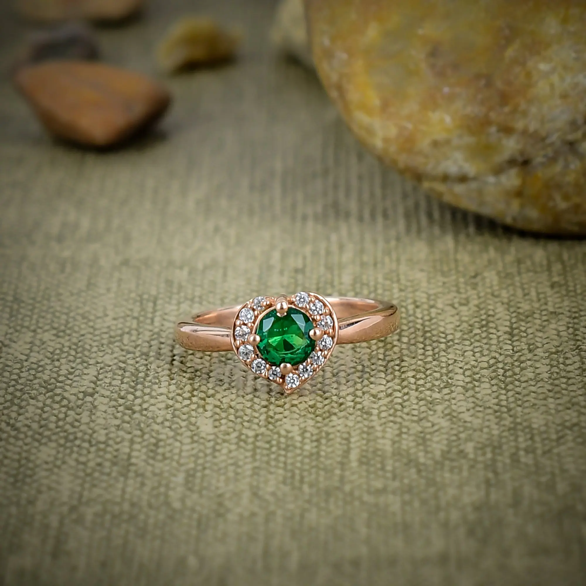 Chrome Diopside Ring