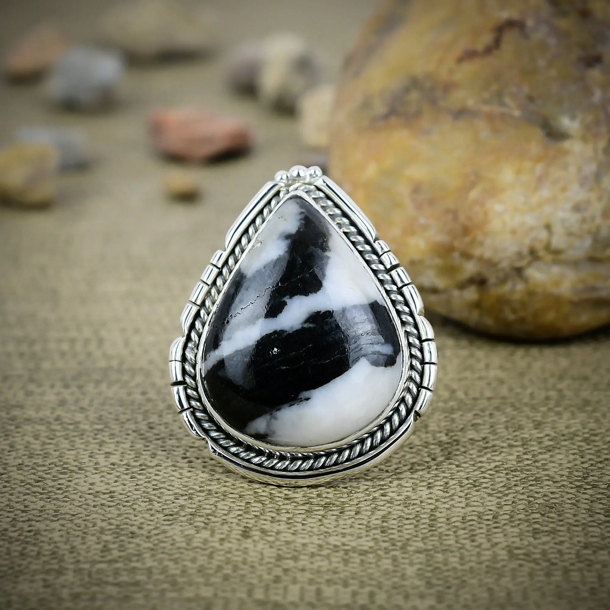 Navajo White Baffallow Jasper Ring
