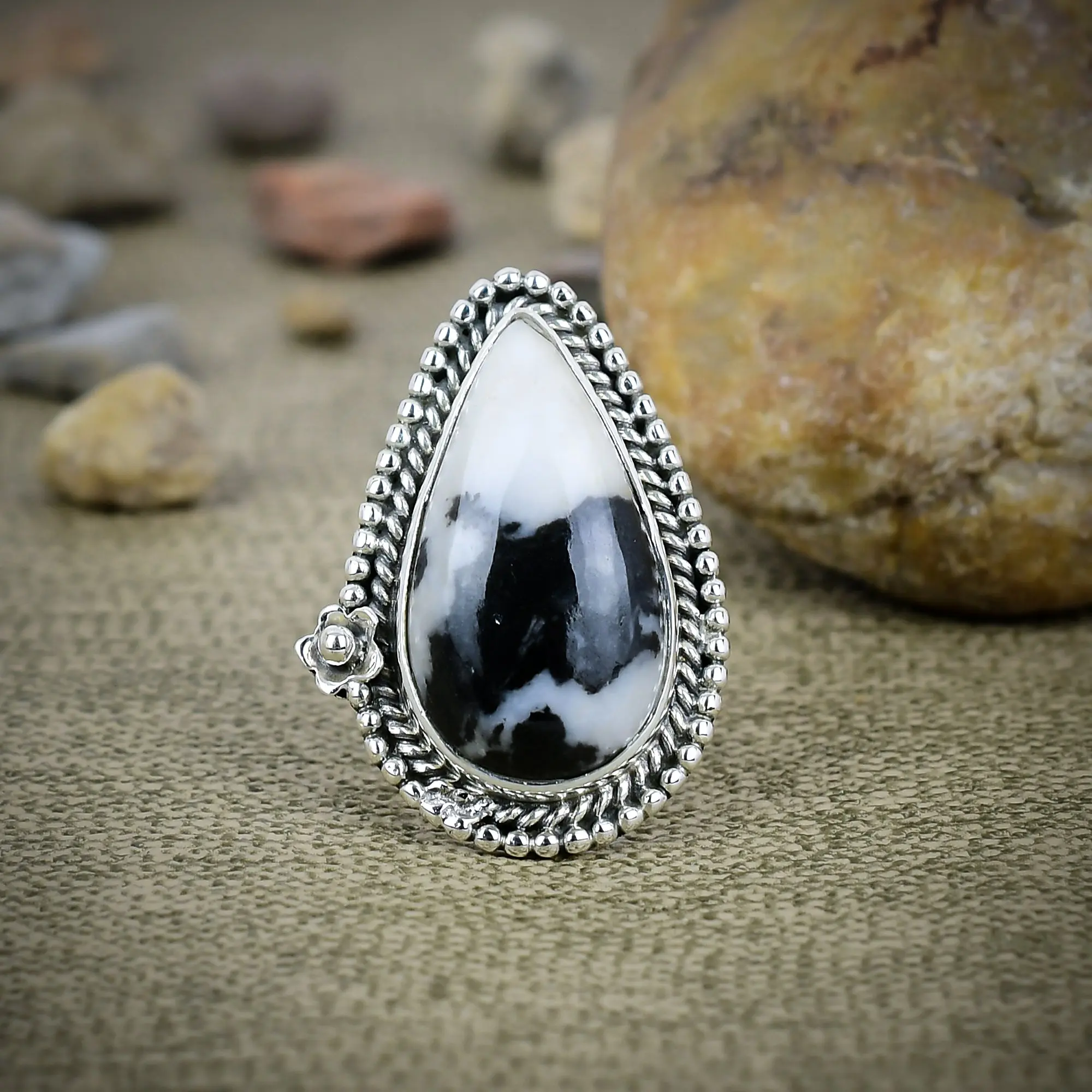 Navajo White Baffallow Jasper Ring