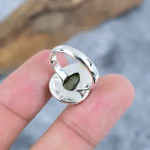 Nakshmart 925 Sterling Silver Labradorite Bezel Set Statement Ring