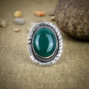 Natural Green Onyx Statement Ring in 925 Sterling Silver