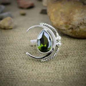 Nakshmart 925 Sterling Silver Peridot Bezel Statement Ring