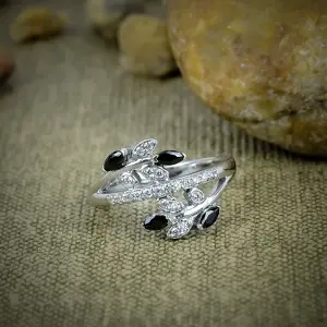 Nakshmart 925 Sterling Silver Black Spinel Statement Bezel Ring