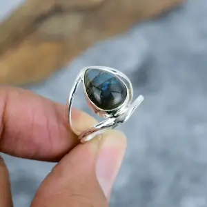 Nakshmart Natural Labradorite Statement Ring in 925 Sterling Silver