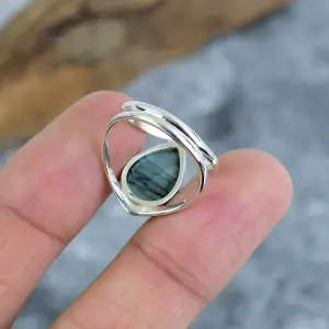 Nakshmart Natural Labradorite Statement Ring in 925 Sterling Silver
