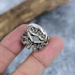 Nakshmart Natural Rainbow Moonstone 925 Sterling Silver Statement Ring