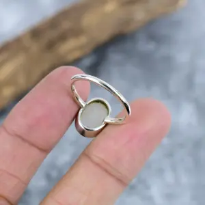 Natural Rainbow Moonstone 925 Silver Bezel Statement Ring