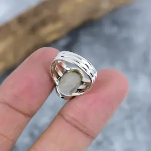 Natural Rainbow Moonstone 925 Sterling Silver Bezel Statement Ring
