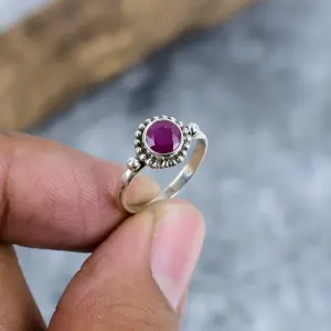 Nakshmart Natural Kashmir Red Ruby Statement Ring 925 Sterling Silver