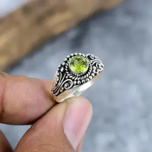 Nakshmart Natural Peridot 925 Sterling Silver Bezel Statement Ring
