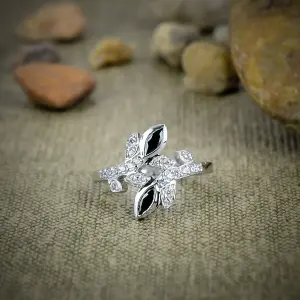 Nakshmart 925 Sterling Silver Black Spinel Bezel Statement Ring