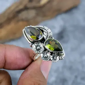 Nakshmart Natural Peridot Statement Ring in 925 Sterling Silver
