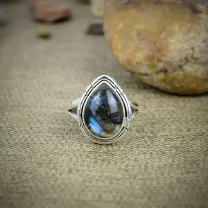 Nakshmart Natural Labradorite 925 Sterling Silver Statement Ring